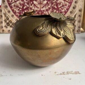 Vintage brass Art Deco Nouveau Style vase Lilly pad handles